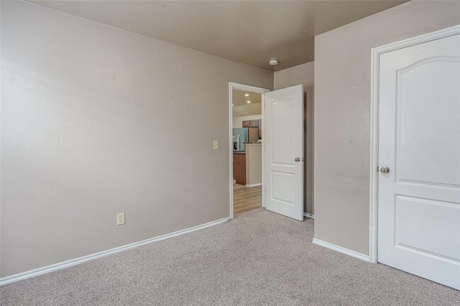 Building Photo - 8113 Frye Ln