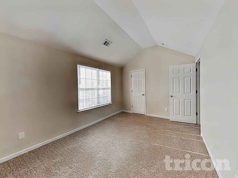 Building Photo - 1481 Mitchell Glen St