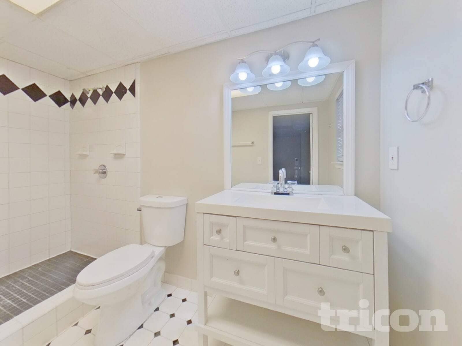 Building Photo - 2211 Ashton Dr