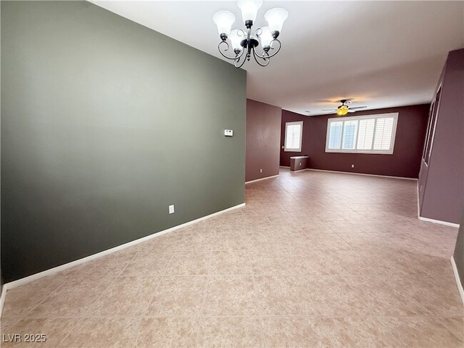 Building Photo - 5057 Shadow Valley St