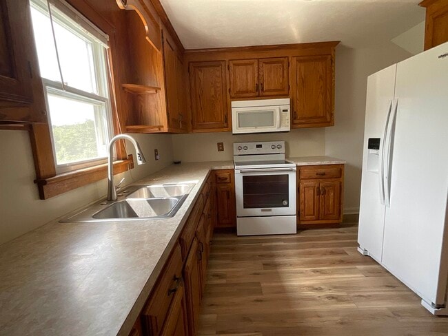 Building Photo - 1256 Arkton Rd