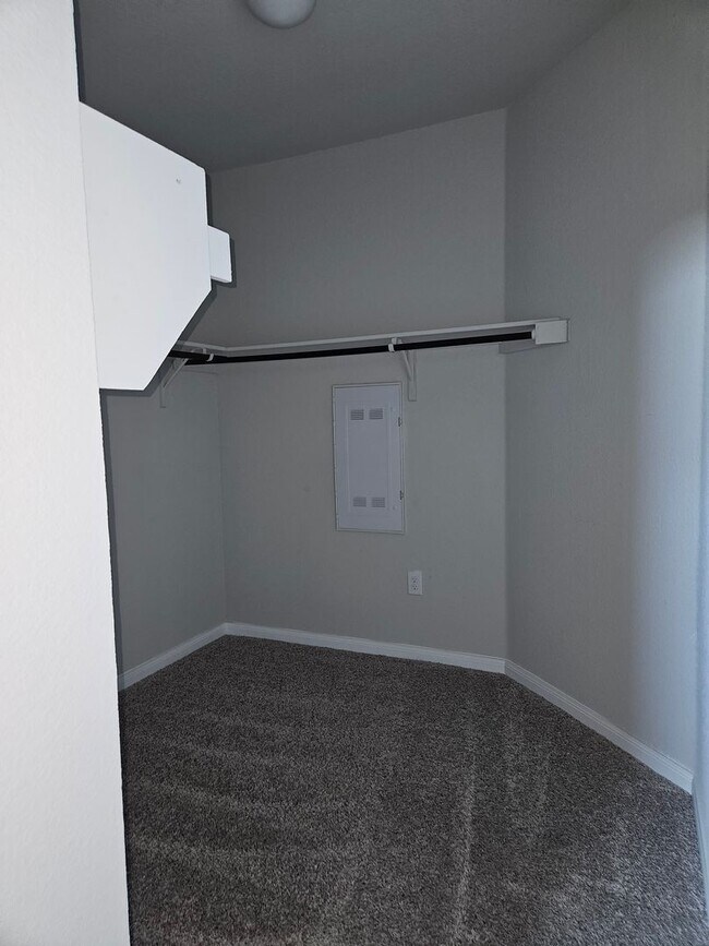 Building Photo - 4-Bedroom Home for Lease – Hutto, TX