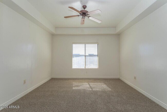 Building Photo - 5450 E Deer Valley Dr