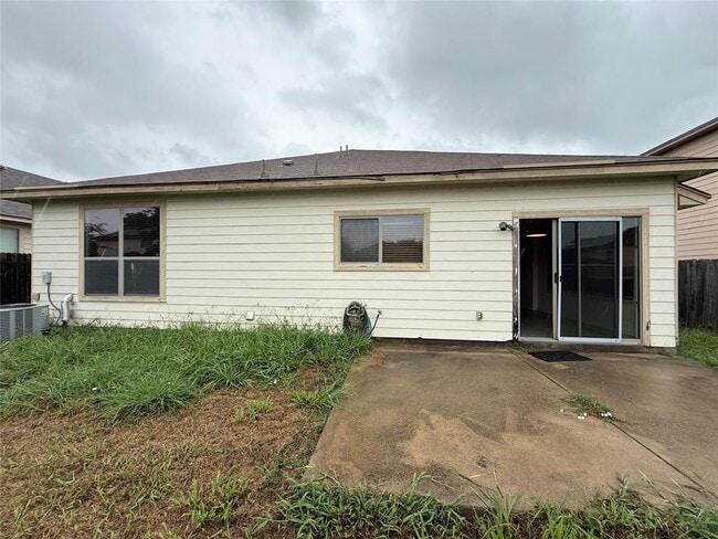 Building Photo - 1722 E Mesa Park Dr