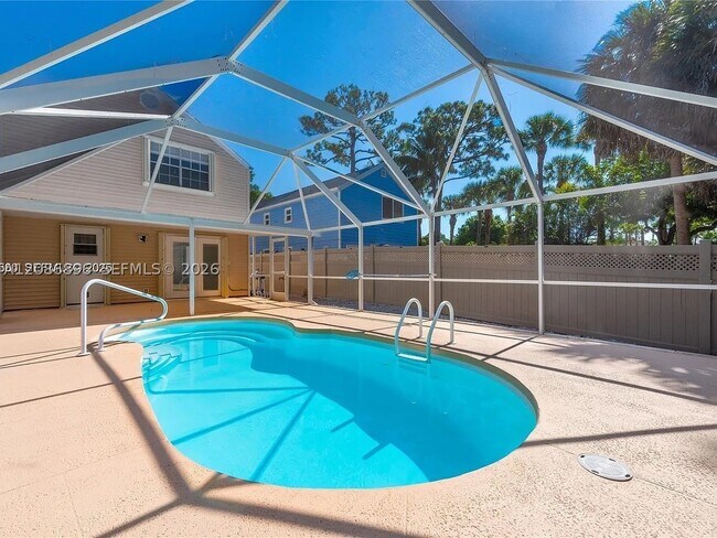 Building Photo - 5800 Rambler Rose Way