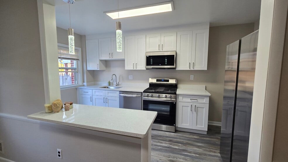 Building Photo - 1662 Kirkwood Rd