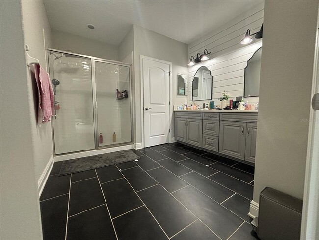 Building Photo - 9136 Fox Sparrow Rd