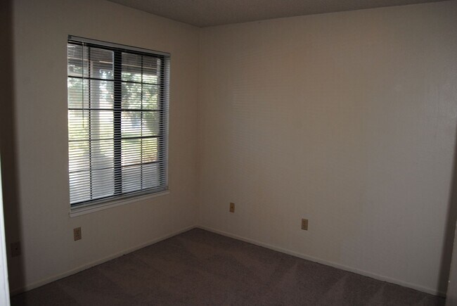 Building Photo - 9401 Coulter Ct