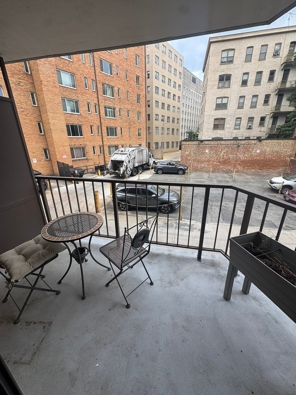 Building Photo - 1718 P St NW