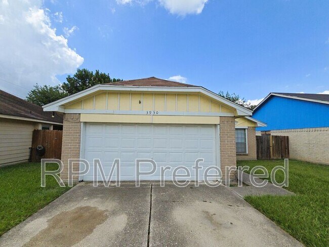 Building Photo - 3930 Mohlerbruk Dr