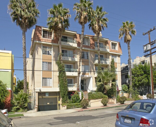 Sycamore HouseApartments 1215 N Sycamore Ave Los Angeles CA 90038
