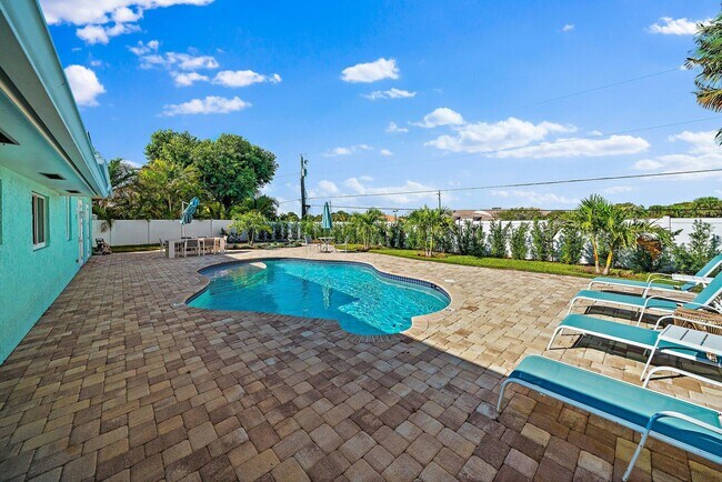 Building Photo - 500 Sunrise Way