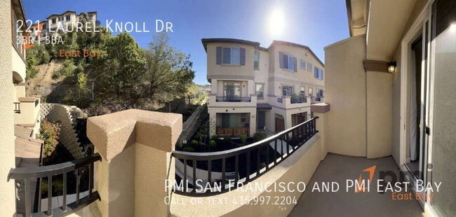 Building Photo - 221 Laurel Knoll Dr
