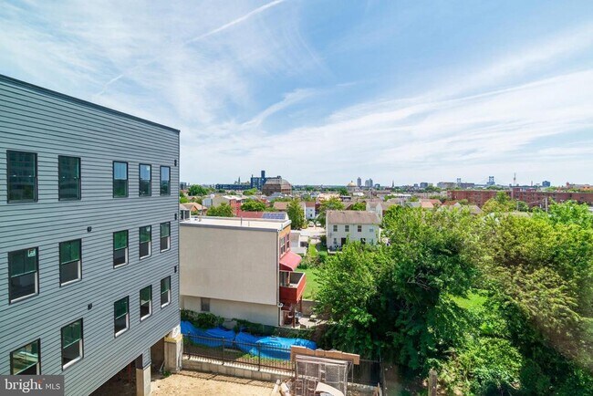 Building Photo - 813 N Broad St