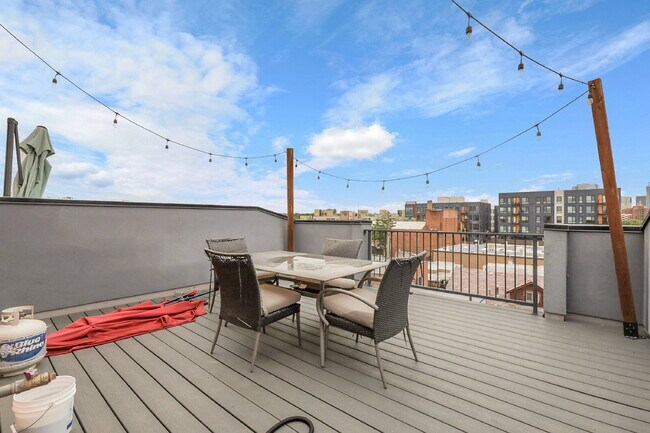 Building Photo - $2,945.00, 2 bedroom, 2.5 bathroom located...