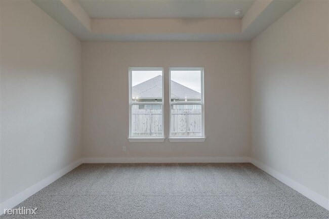 Building Photo - 3804 Sandhill Crane Dr