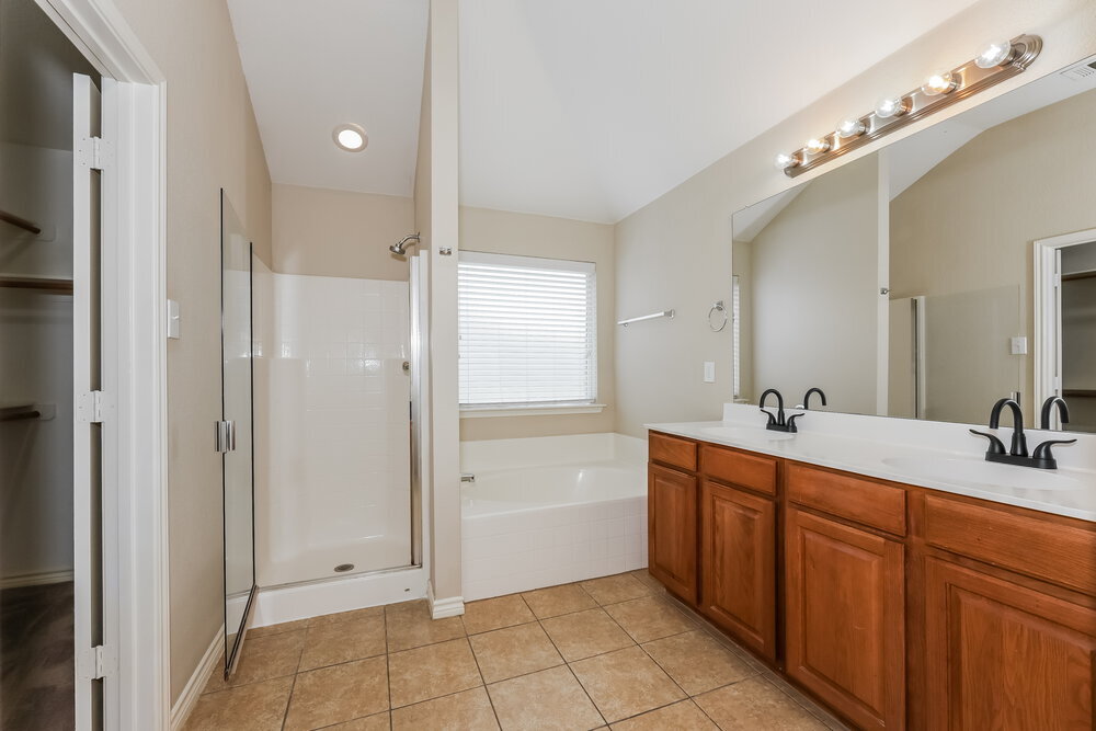 Building Photo - 6020 Walleye Dr