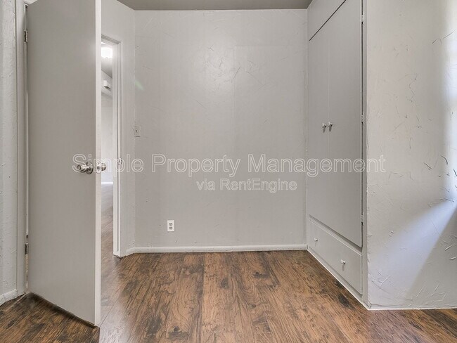 Building Photo - 1321 NW 82nd St