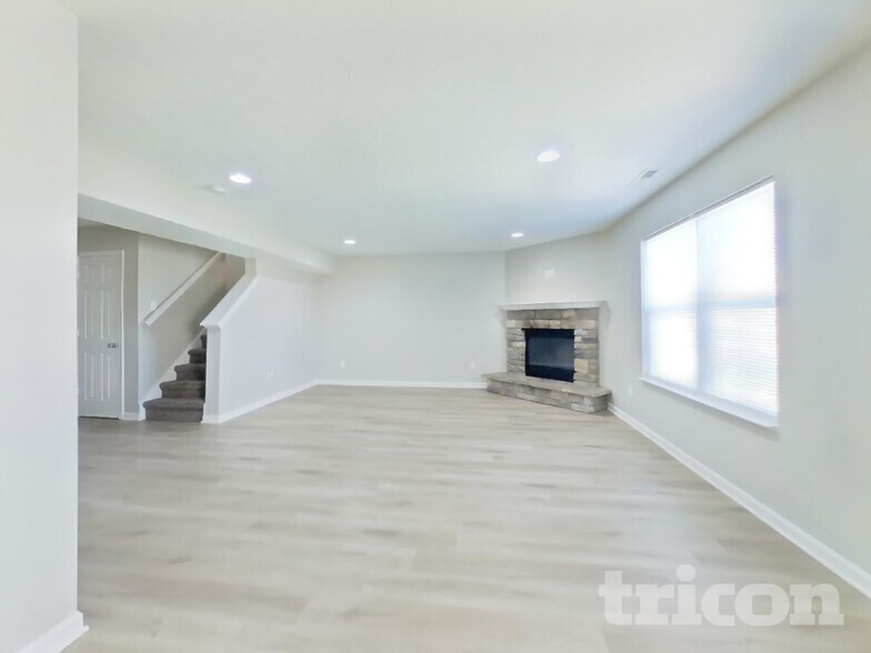 Building Photo - 7507 Brattle Dr