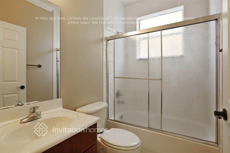 Building Photo - 14004 SW 154th St