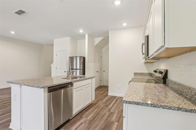 Building Photo - 2554 Grey Hawk Dr