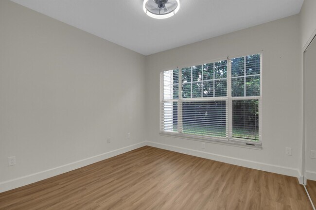 Building Photo - 35111 Harbour Vista Cir