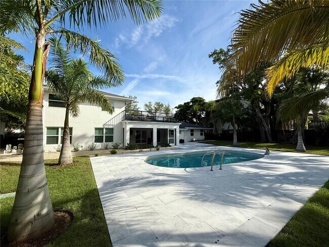 Building Photo - 1359 Harbor Dr