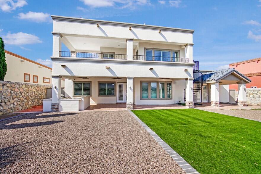 Building Photo - 6489 Calle Placido Dr