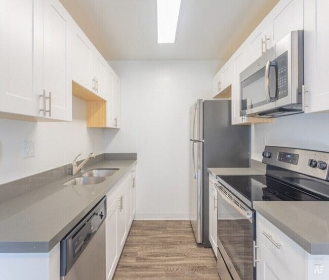 Floorplan - Somerset Apartments