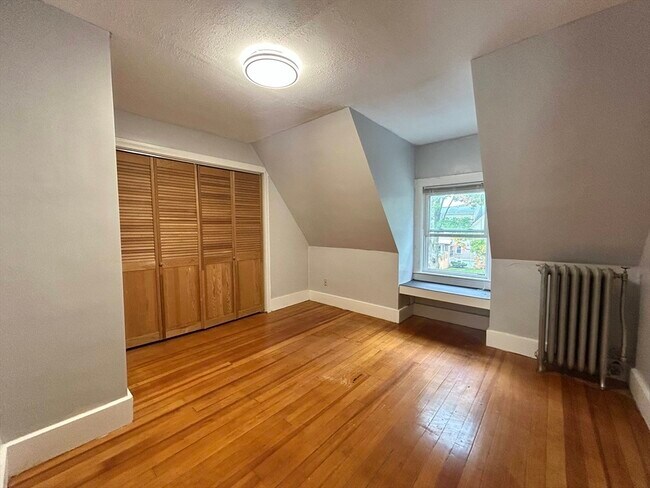 Building Photo - 1601 Centre St