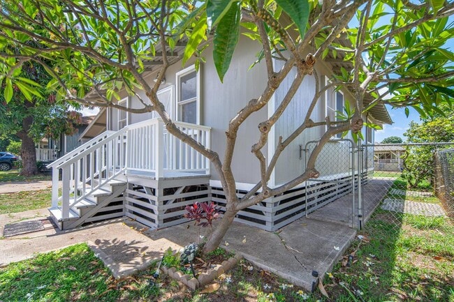 Building Photo - 91-1127-1127 Hapua St
