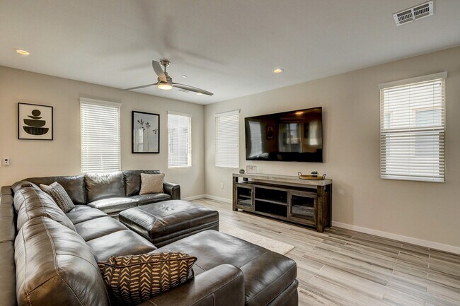 Building Photo - FULLY FURNISHED AFFINITY CONDO | 2-CAR GARAGE | DOWNTOWN SUMMERLIN
