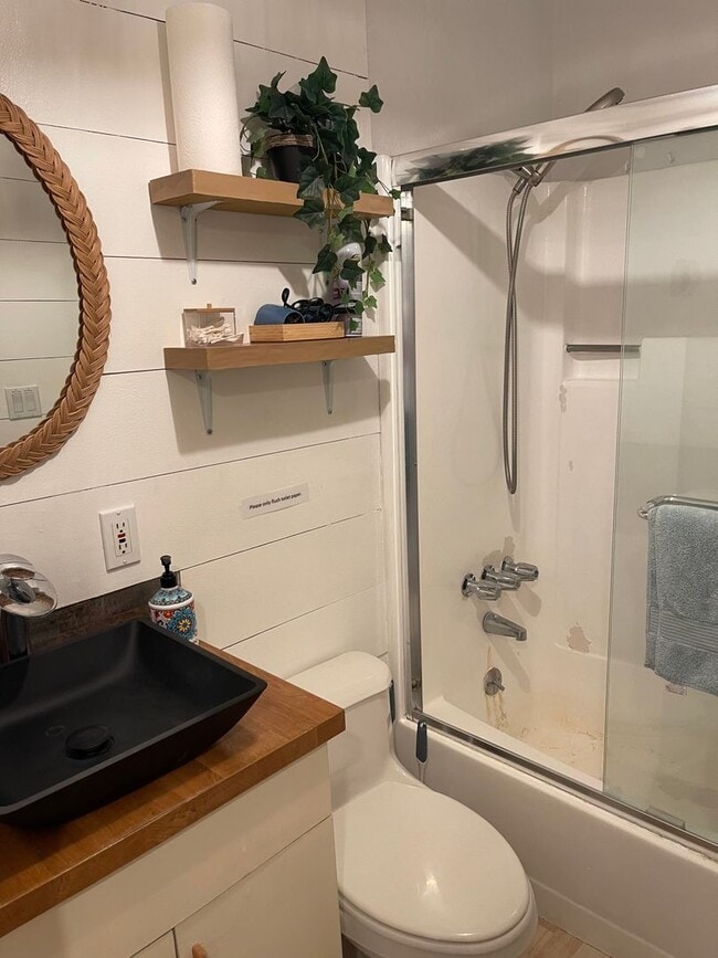 Building Photo - Nice condo near Heavenly available now!