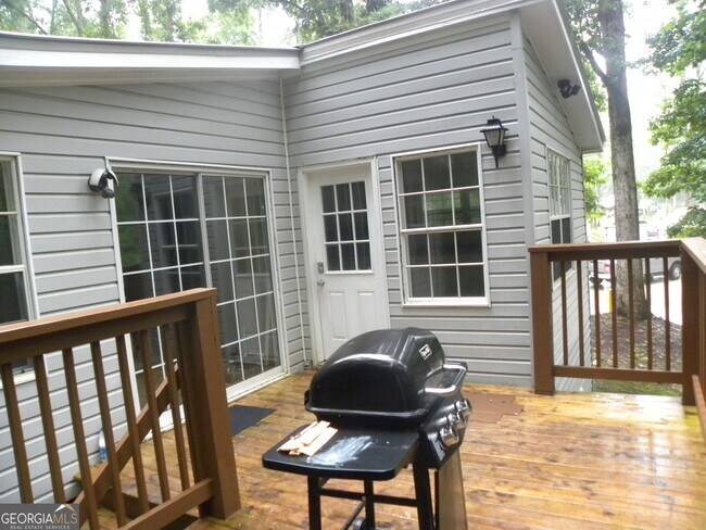 Building Photo - 174 Bell Acres Rd