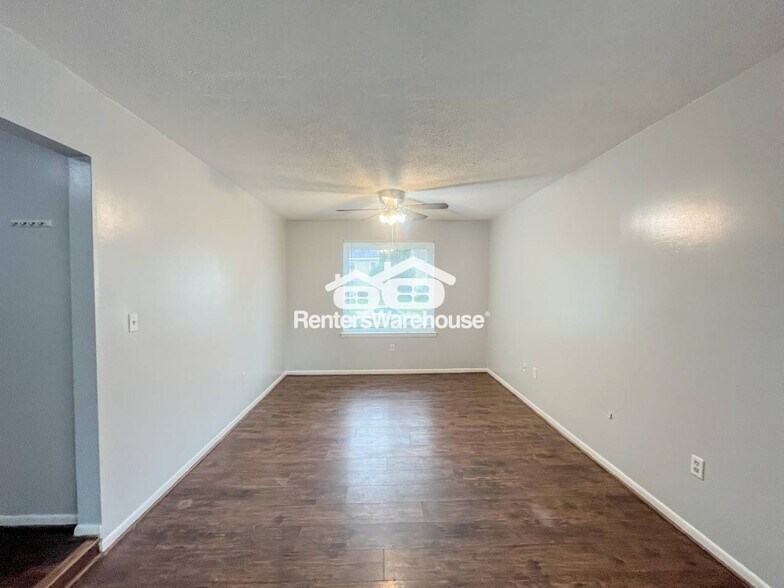 Building Photo - 5775 Albright Dr