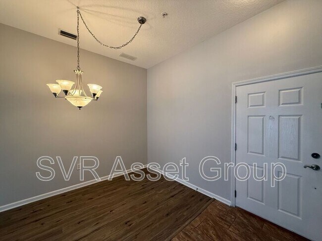 Building Photo - 6111 Maggies Cir