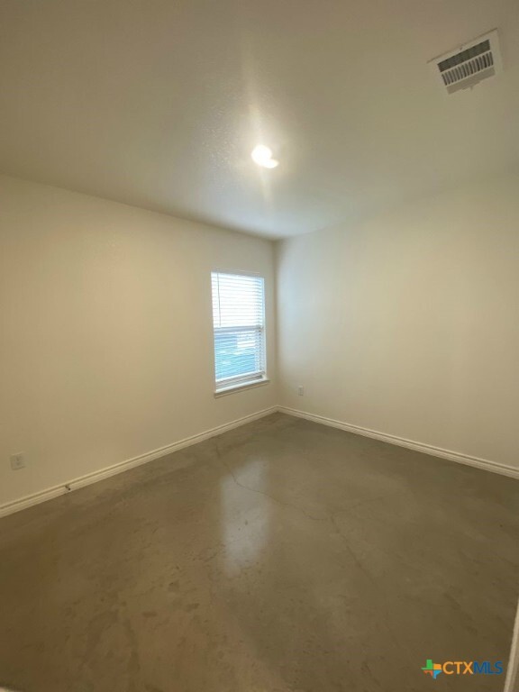 Building Photo - 1214 Lehmann Dr