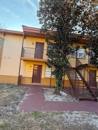Building Photo - 764 Ridenhour Cir