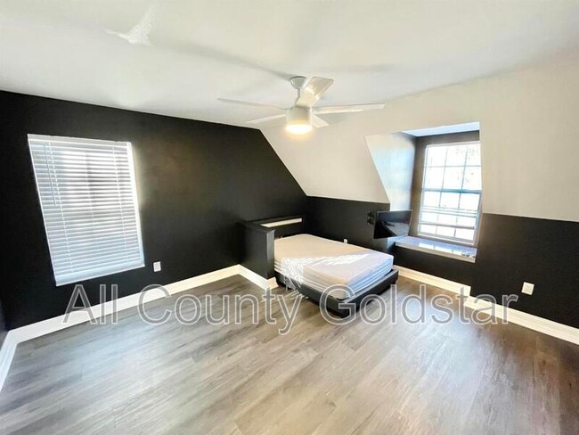 Building Photo - 4254 Flamingo Blvd