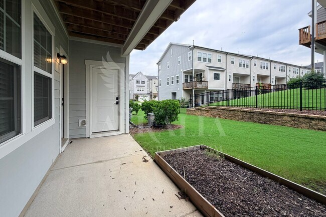 Building Photo - 829 Amley Pl