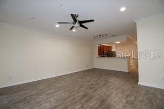 Building Photo - 6855 Sperone St