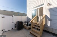 Building Photo - 1903 N Philip St