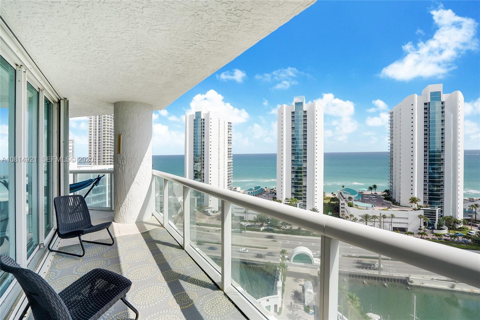 Building Photo - 16400 Collins Ave