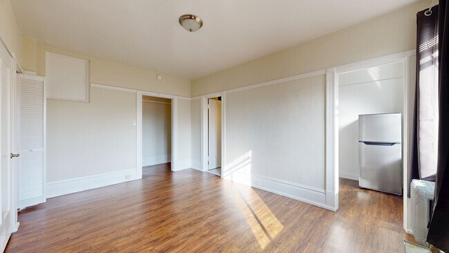 Building Photo - 420 Ellis St