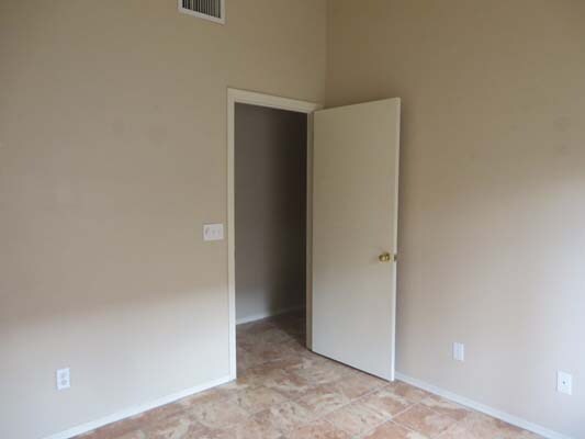 Building Photo - 13233 N Hammerstone Ln