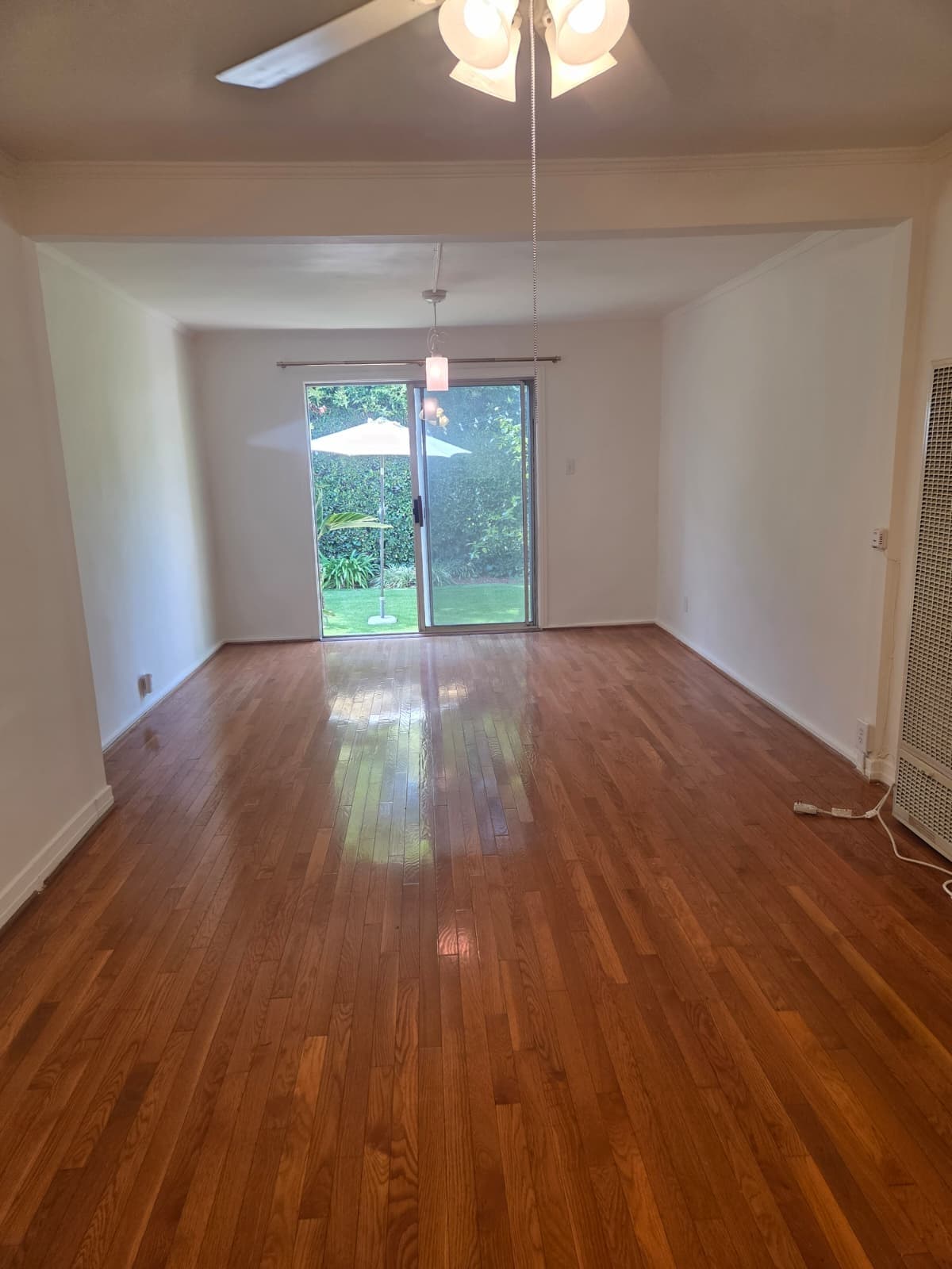 Master Bedroom - 1009 Havenhurst Dr