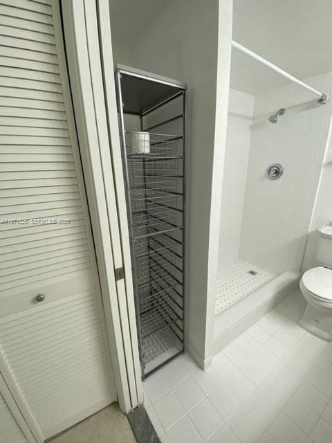 Building Photo - 2539 S Bayshore Dr