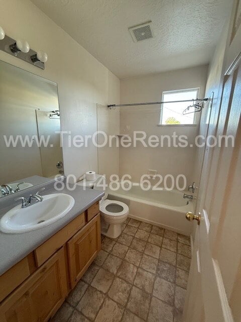 Building Photo - NO DEPOSIT option available for qualified ...