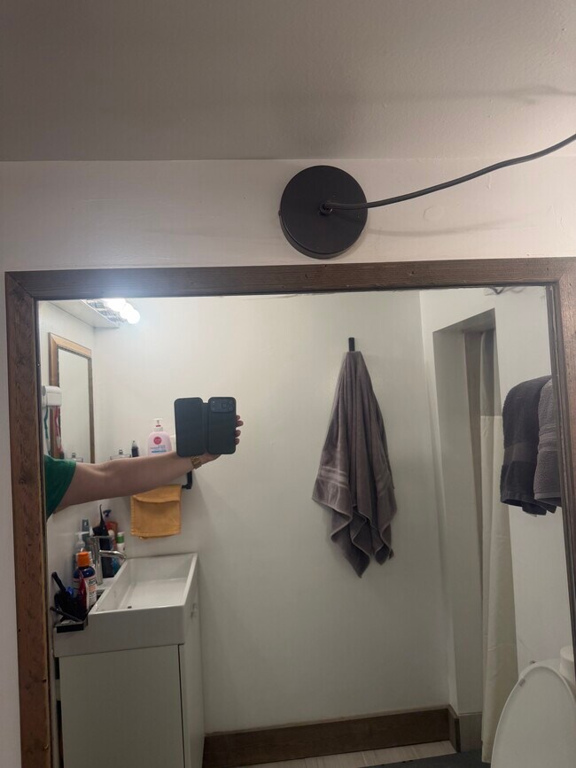 Building Photo - 417 W Webster Ave