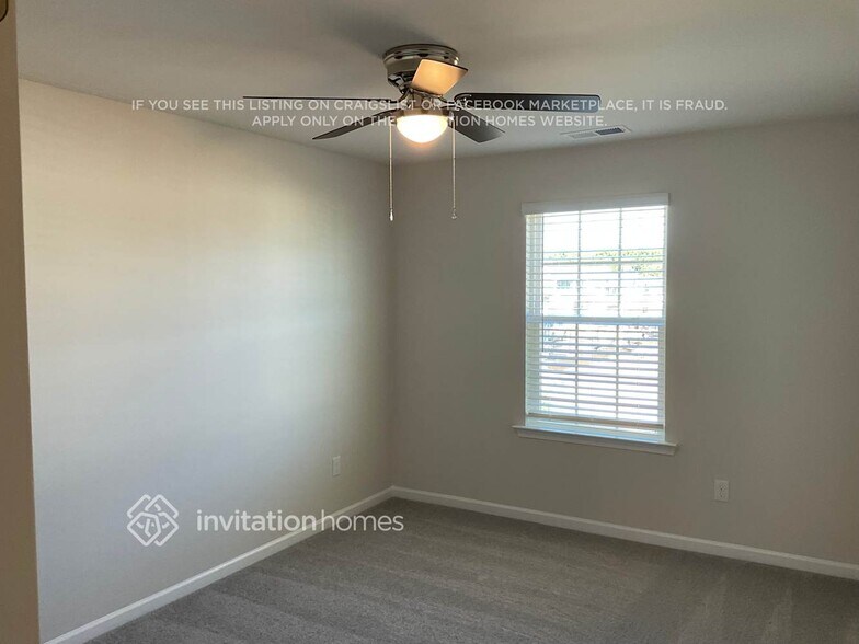 Building Photo - 6511 Fairfax Ct